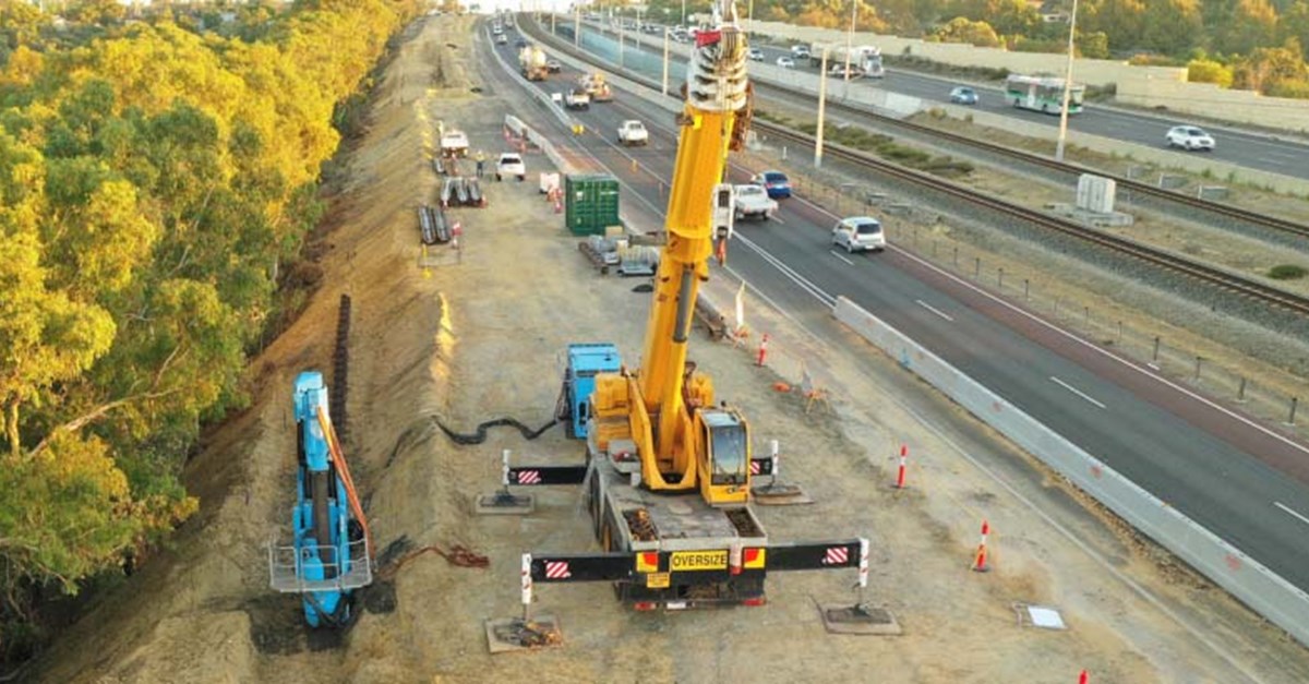 Kwinana Freeway Widening From Russell Road Building for Tomorrow Kwinana Freeway Widening From Russell Road Building for Tomorrow